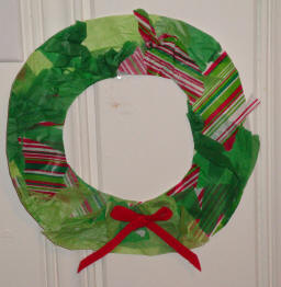 Holiday wreath craft