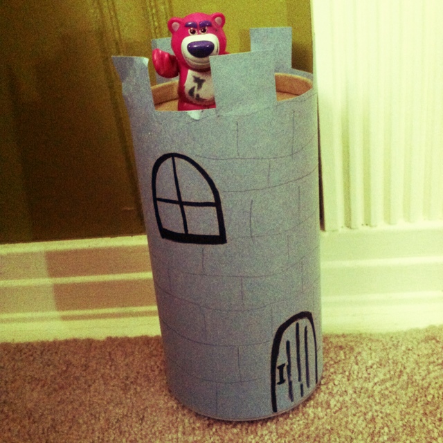 Toddler Activities, crafts, games: Oatmeal Container Castle Tower