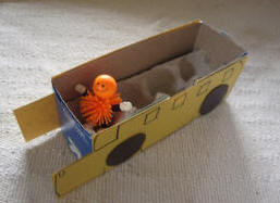 Toddler Activites, Crafts, Games www.toddlertoddler.com : Easy Crafty Boxy School Bus